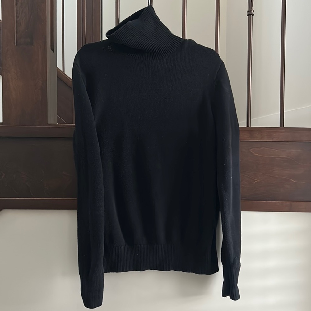 Aritzia TNA oversized cotton sweater.